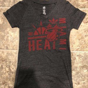 Adidas Miami Heat Blk Energy Logo V-Neck Shirt